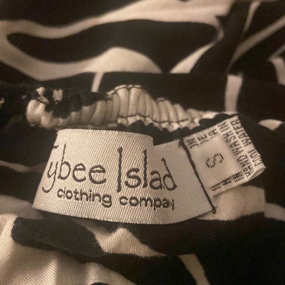 TYBEE ISLAND CLOTHING COMPANY black & white palm tree print strapless maxi dress - Picture 9 of 11